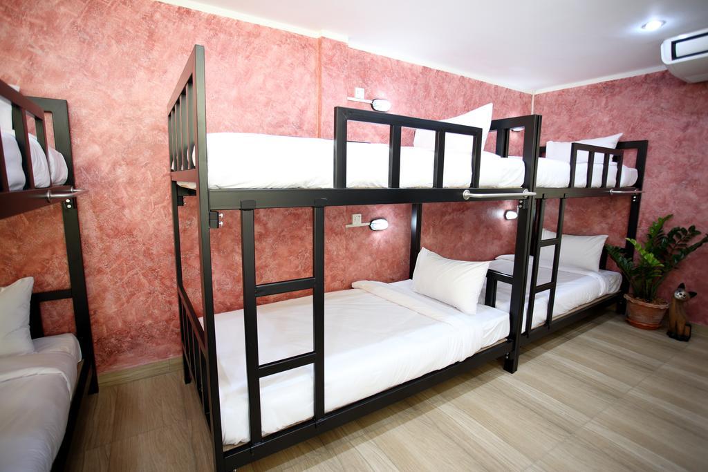 Thai Cat Hostel Μπανγκόκ Δωμάτιο φωτογραφία