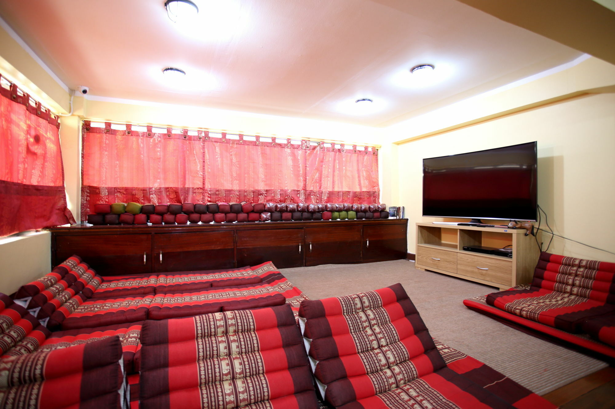 Thai Cat Hostel Μπανγκόκ Εξωτερικό φωτογραφία
